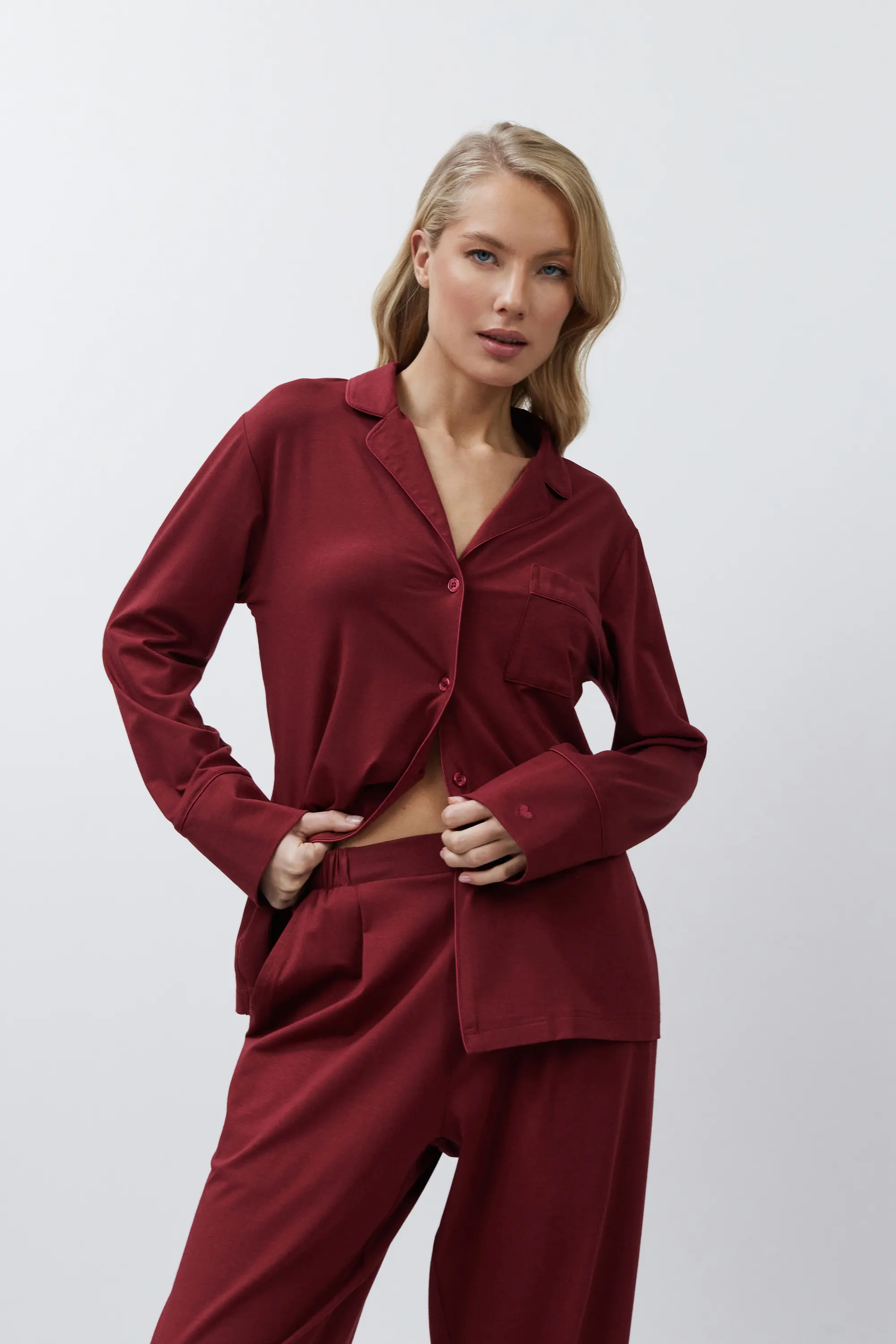 Піжама Cadance pajama long burgundy Aruelle